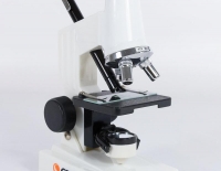 Микроскоп Celestron (40х-600х) с набором аксессуаров